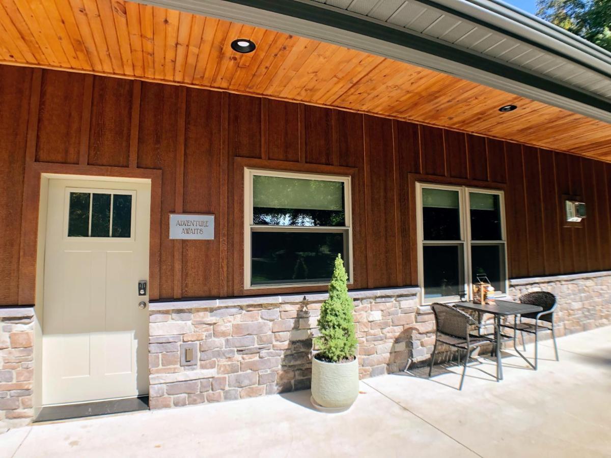 Sojourner'S Lodge & Log Cabin Suites Dundee Zewnętrze zdjęcie